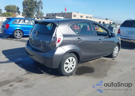 2013 Toyota Prius C Two from USA, damaged, VIN JTDKDTB38D1048822